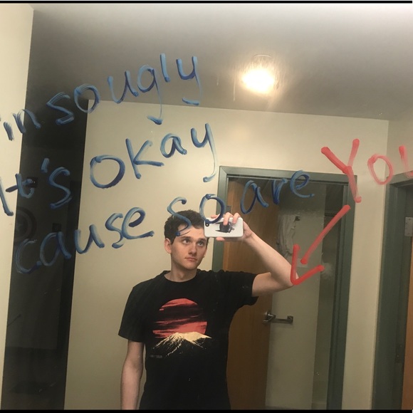 Meet your Posher, Joshua - Picture 1 of 1